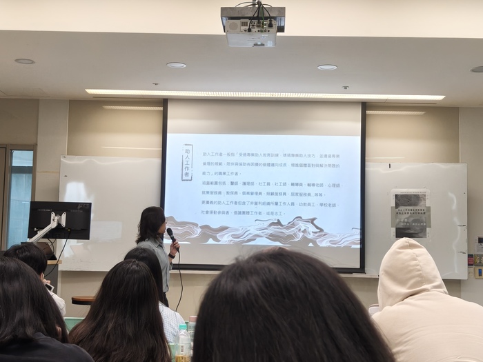 115.04.22心輔1B班級講座－是心之所向還是業障深重-我的生命歷程與生涯抉擇圖片