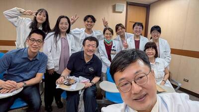 114年6月11日，本系碩士班三年級實習課程在馬偕醫院召開實習期末檢討會議圖片